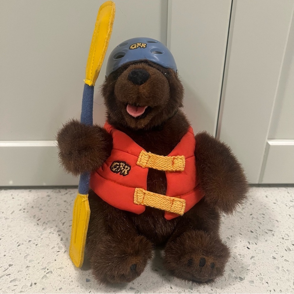 DISNEY’s California Adventure Grizzly River Run Ride Rafting Bear 7” LIKE NEW